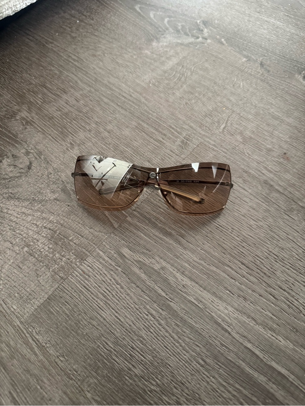 Gucci 2000s pink Lens shade Rimless Women’s Sunglasses